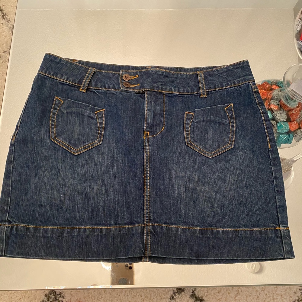 NWOT Mini jeans skirt